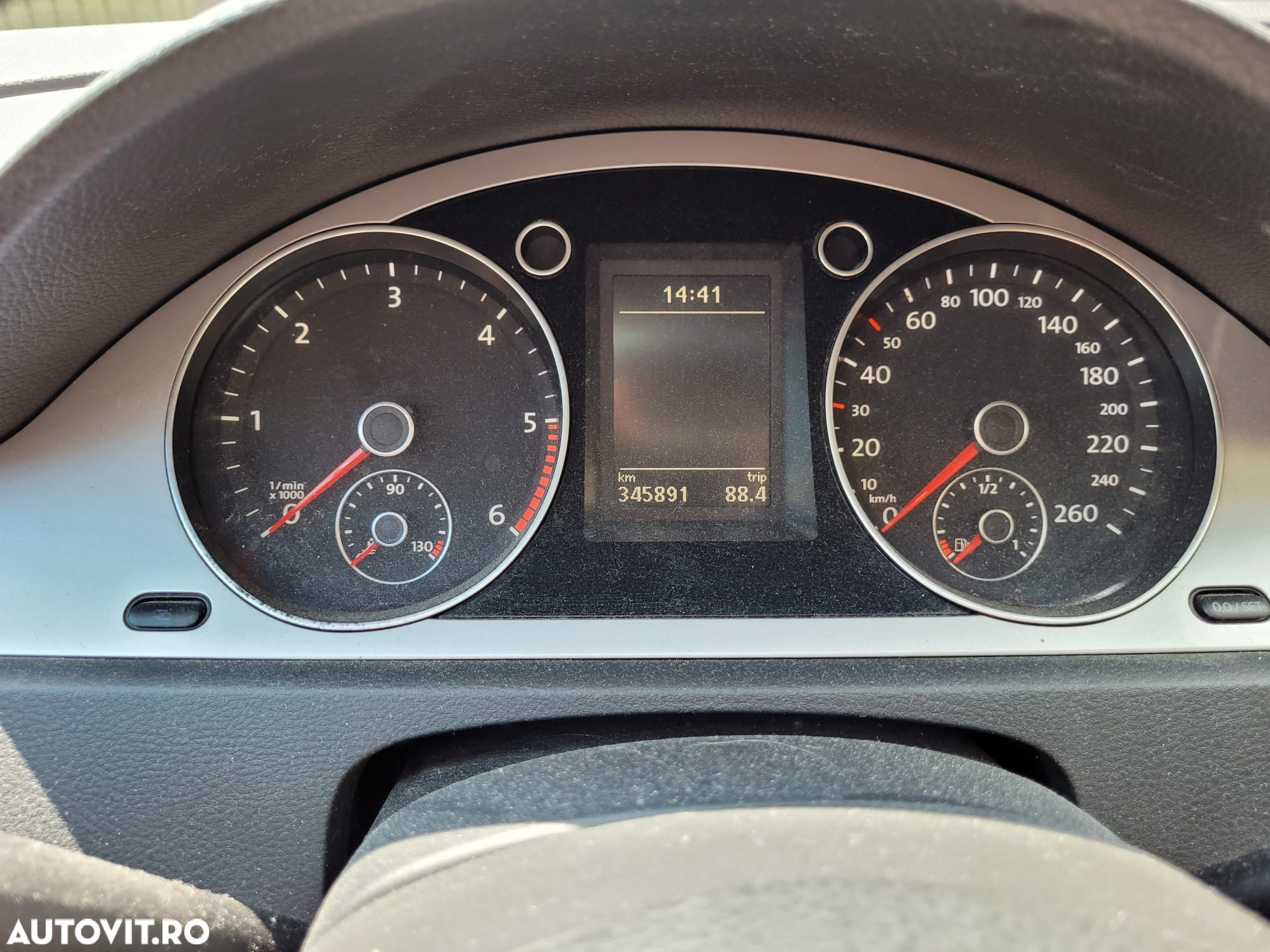 Volkswagen Passat Variant 2.0 TDI Sportline DPF - 9