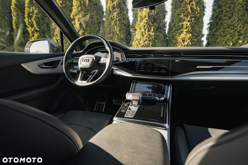 Audi Q7 - 16