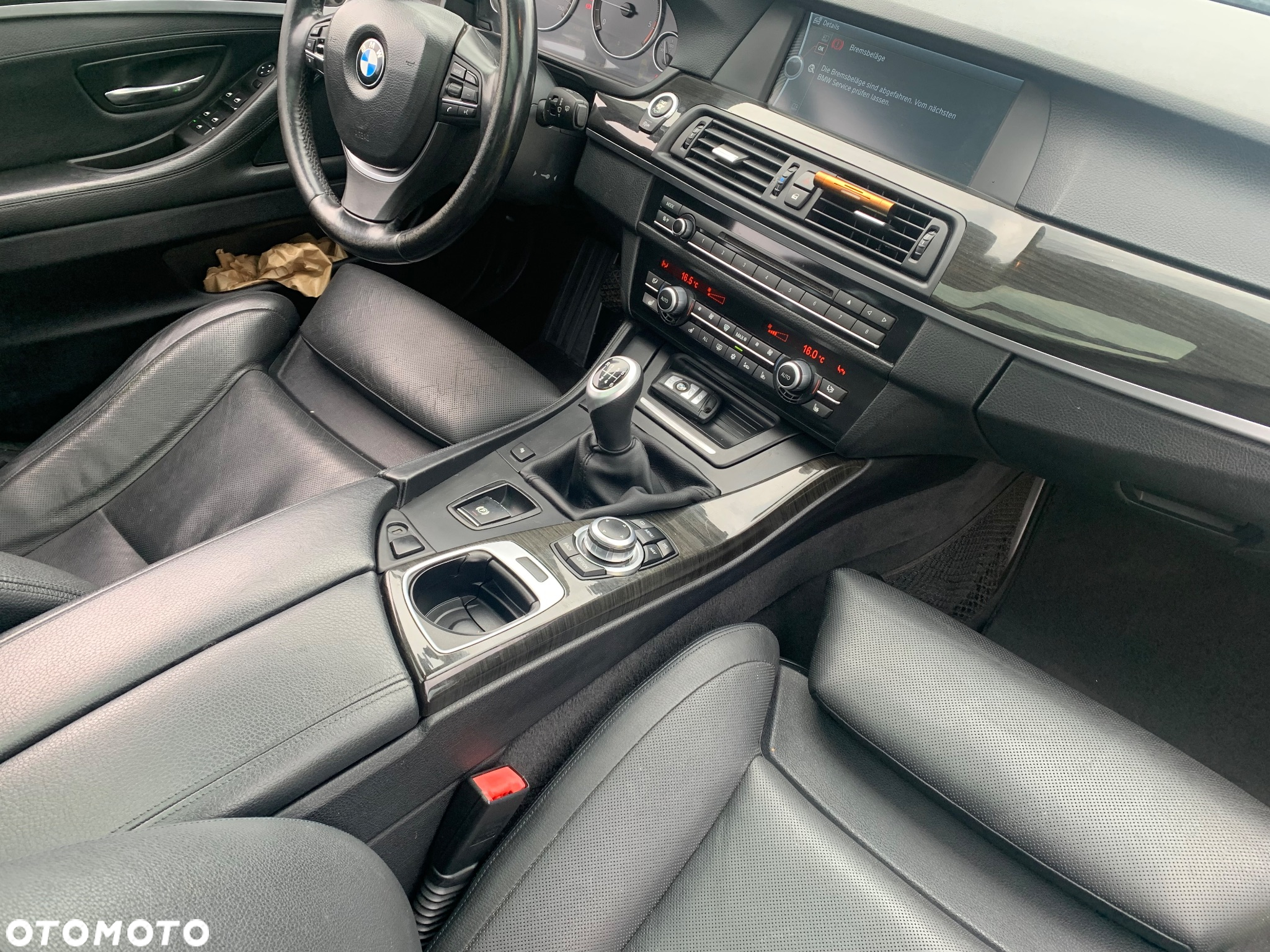 BMW Seria 5 520d Luxury Line - 9