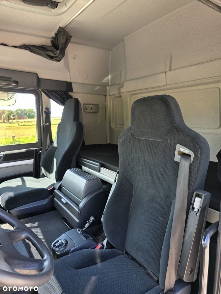 MAN TGM 18.340 / 18.290 / 15.290 / IZOTERMA / WINDA / 19PALET /E6  / SPROWADZONY / AUTOMAT / SYPIALKA / PIERWSZY WŁAŚCICIEL / BOCZNE DRZWI / STAN BARDZO DOBRY - 15