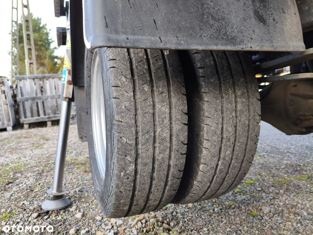 Nissan Cabstar NT400 35.13 - 25