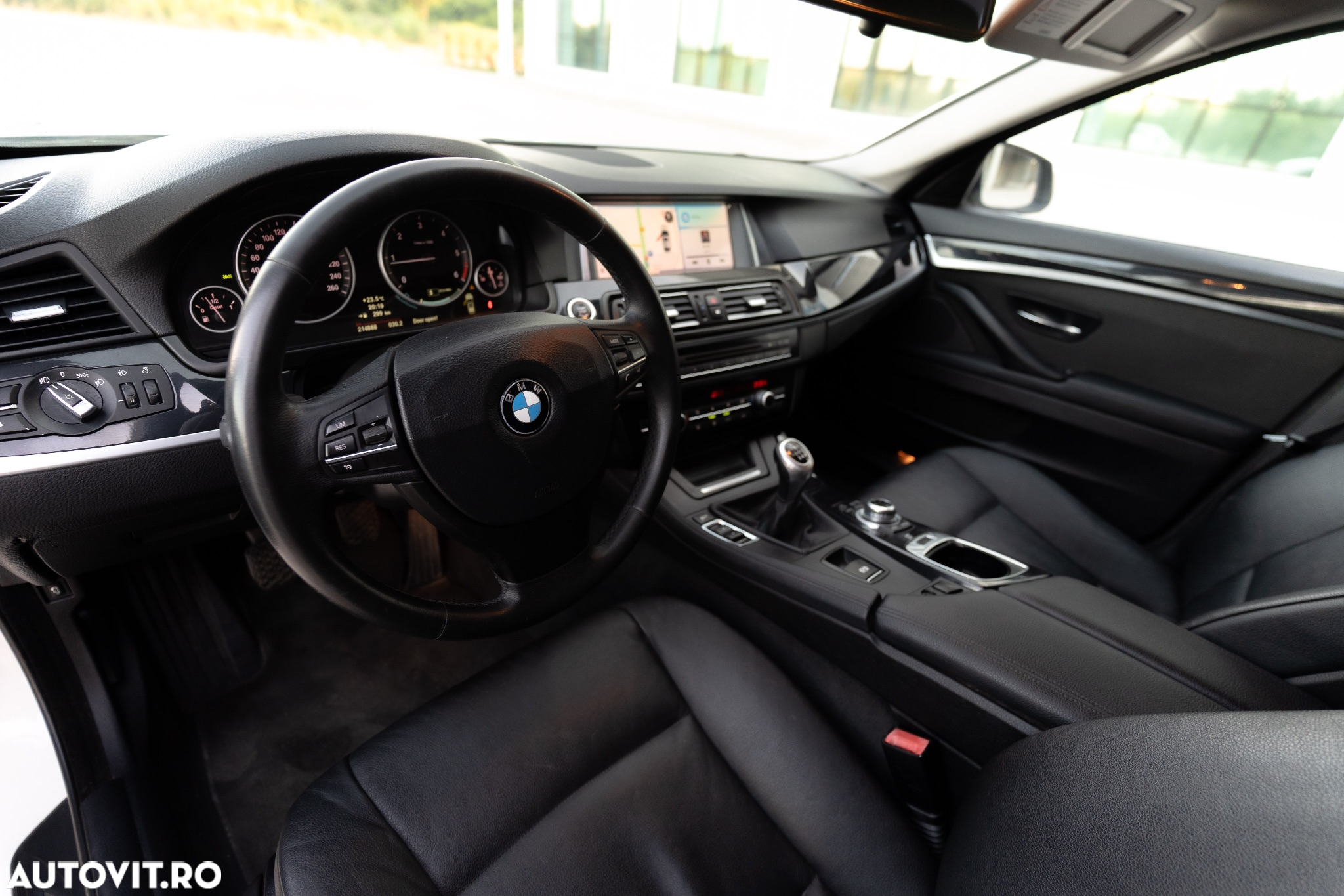 BMW Seria 5 525d Touring Modern Line - 16