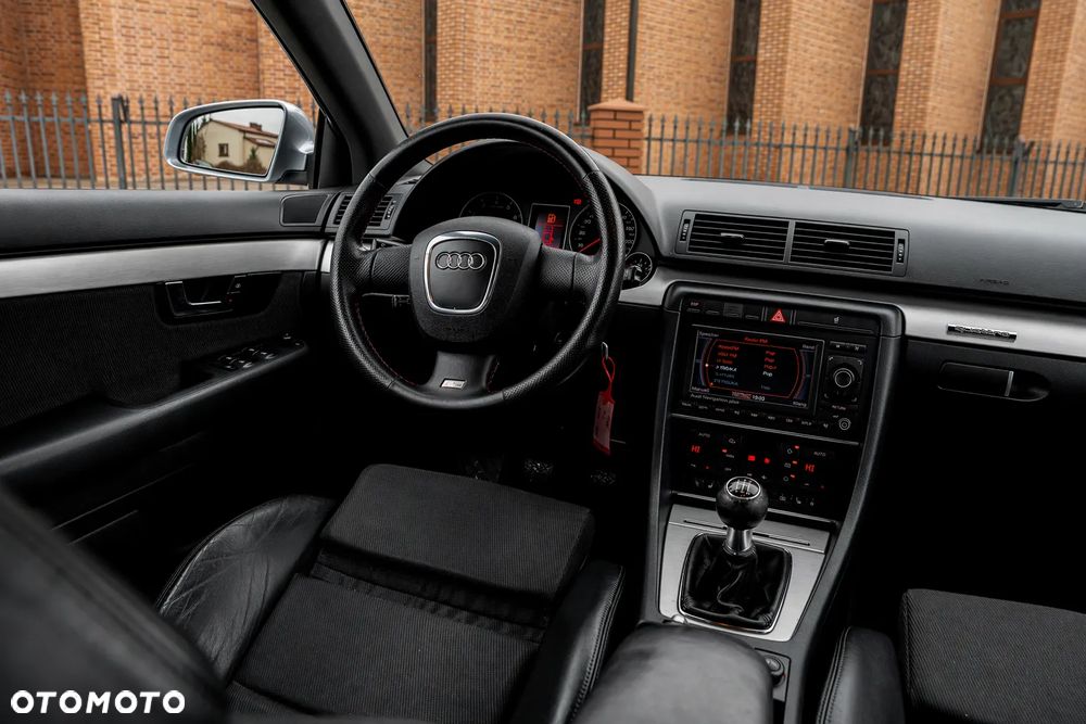 Audi A4 Avant 1.8T - 23