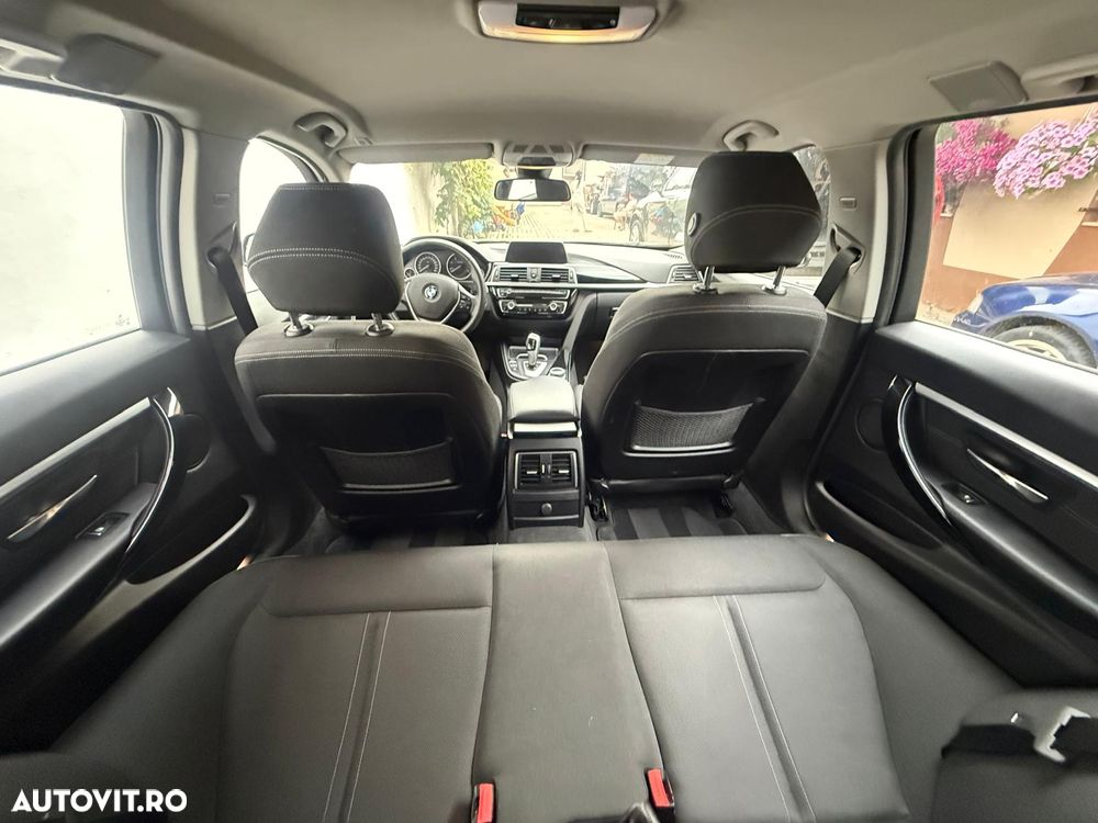 BMW Seria 3 - 25