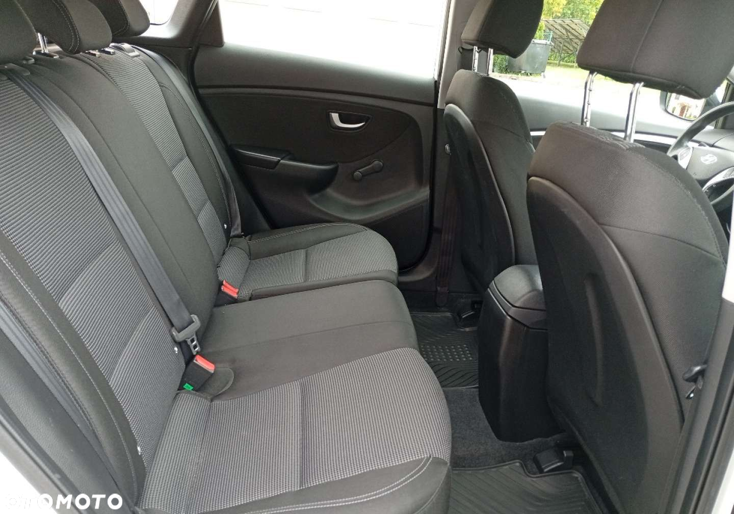 Hyundai i30 - 16