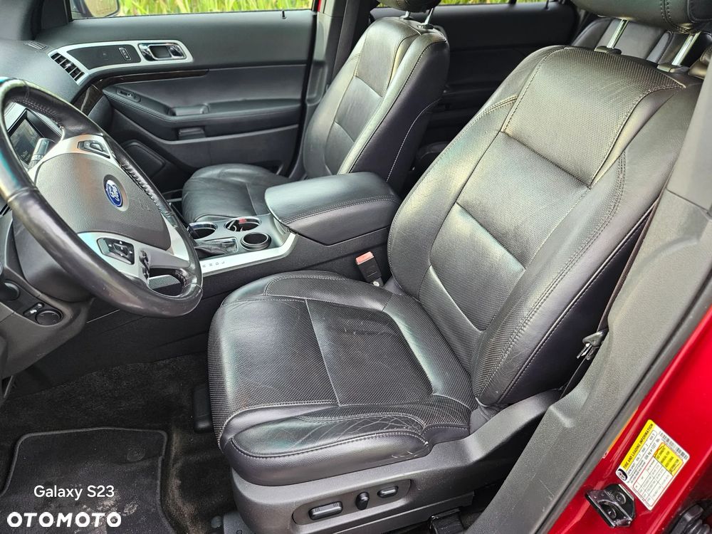 Ford Explorer - 24