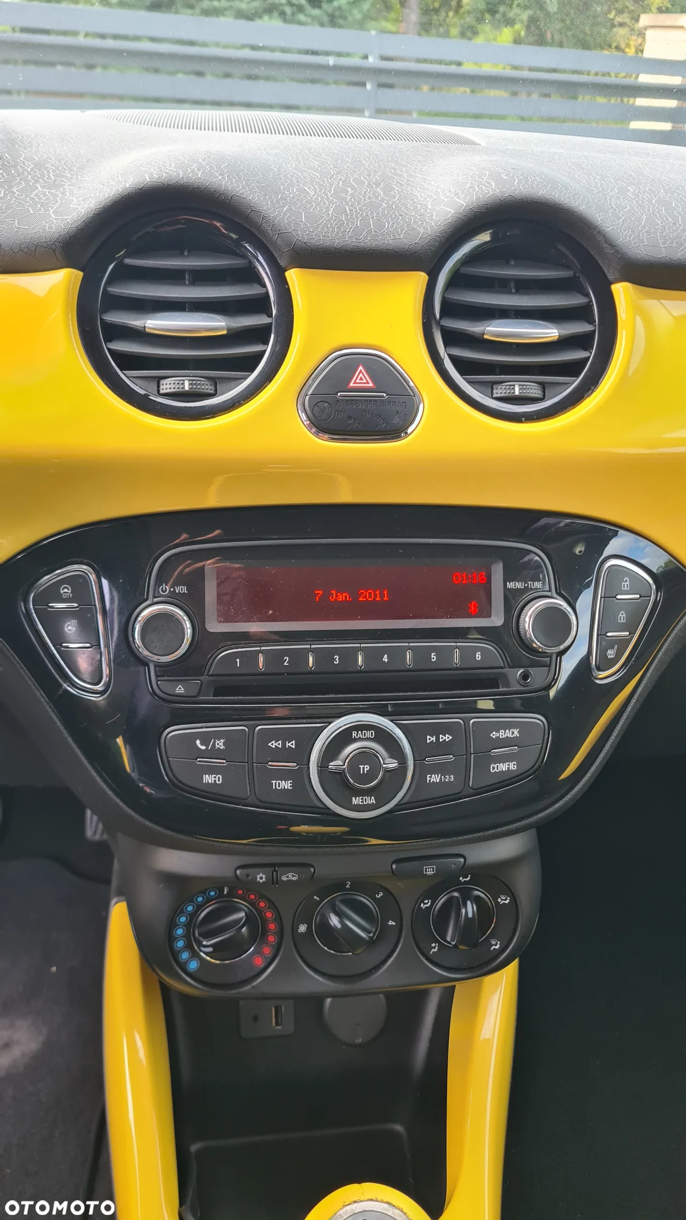 Opel Adam 1.2 Black Link - 9