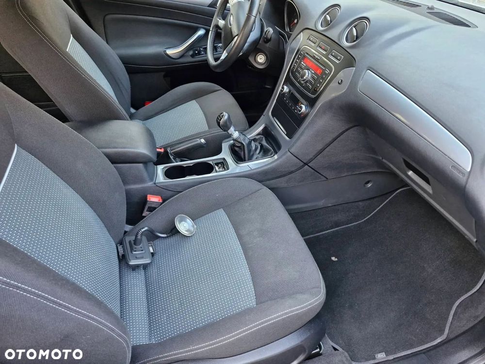 Ford Mondeo 1.6 T Trend - 8