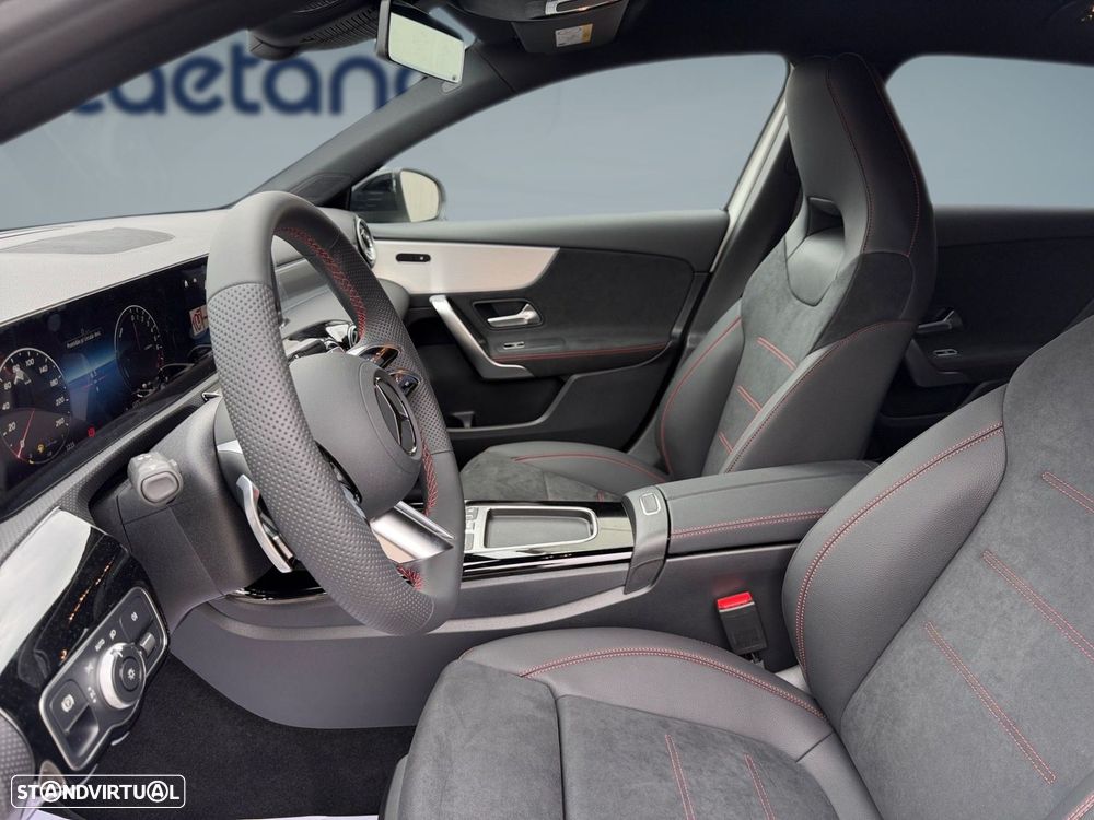 Mercedes-Benz A 250 e - 12