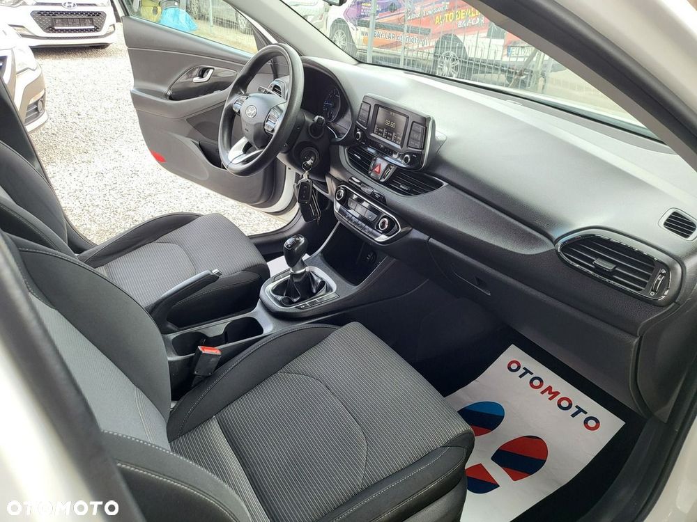 Hyundai i30 - 19