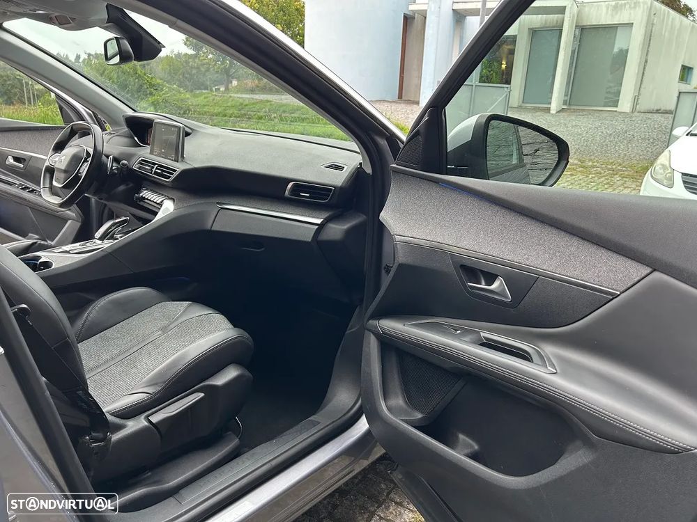 Peugeot 3008 BlueHDi 130 Stop & Start EAT8 Allure Pack - 16