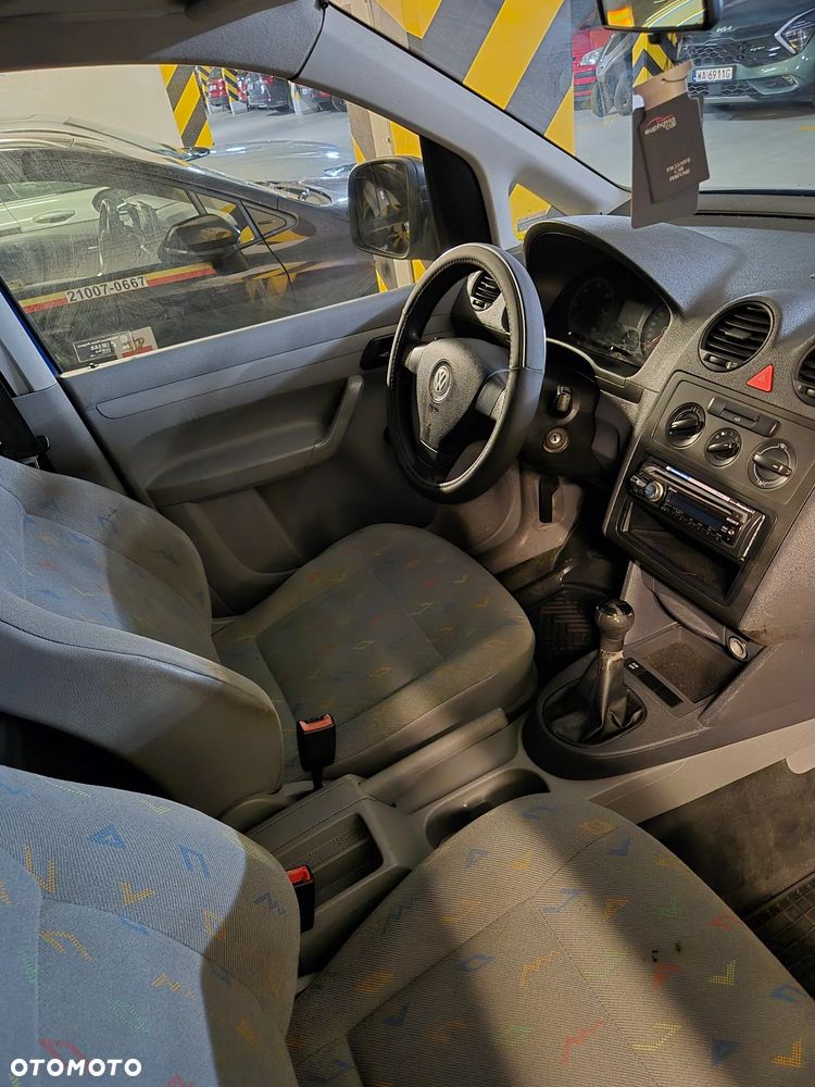 Volkswagen Caddy - 11
