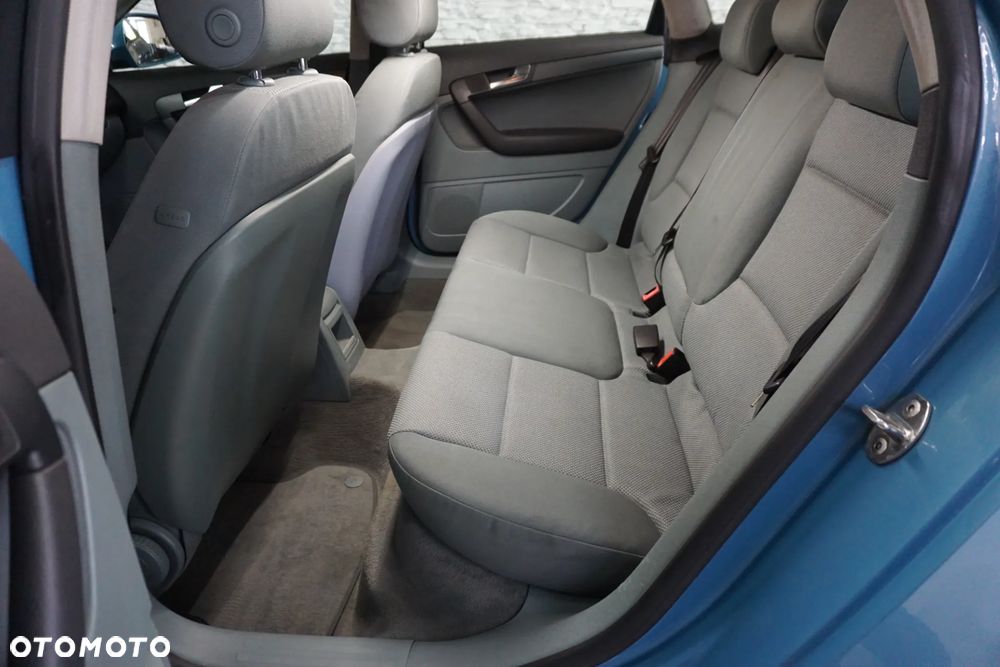 Audi A3 Sportback 2.0 TDI Ambiente - 31