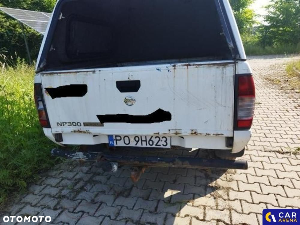 Nissan NP300 - 32