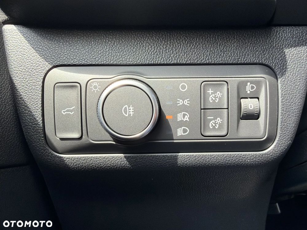 Ford Kuga 2.5 Duratec FHEV 4x4 ST-LINE X - 22