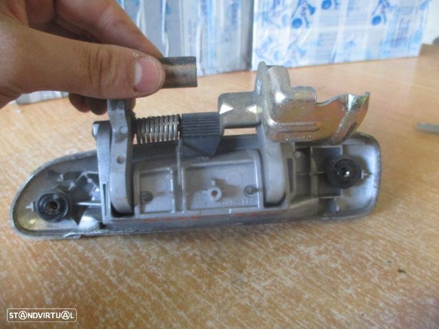 Puxador Exterior Pext1944 HONDA JAZZ 2 2004 1.2I 78CV 5P CINZA TD HONDA JAZZ 2 2004 1.2I 78CV 5P CINZA FD - 2