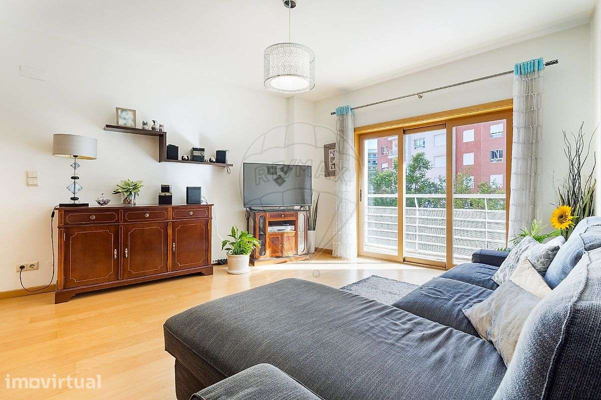 Apartamento T3 para arrendamento - Grande imagem: 2/15