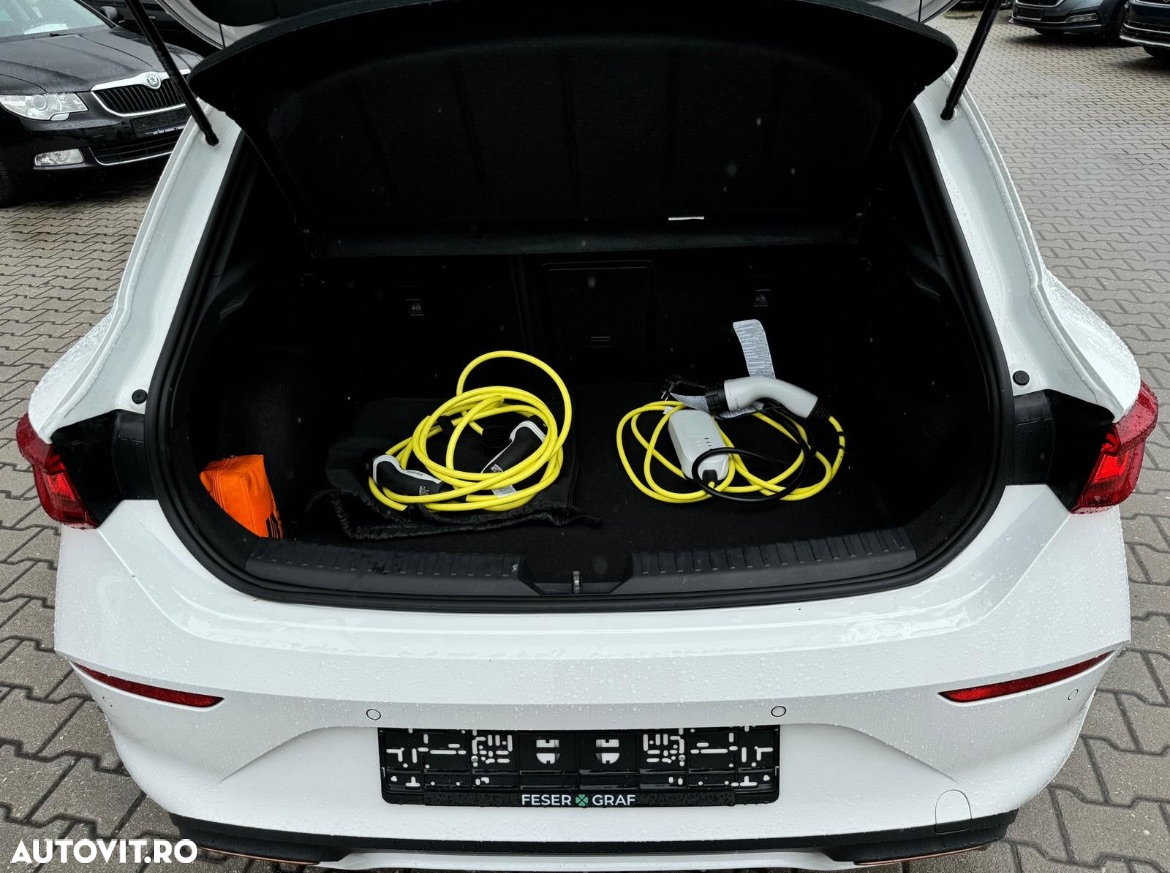 Cupra Leon 1.4 e-Hybrid (150 kW System) - 11