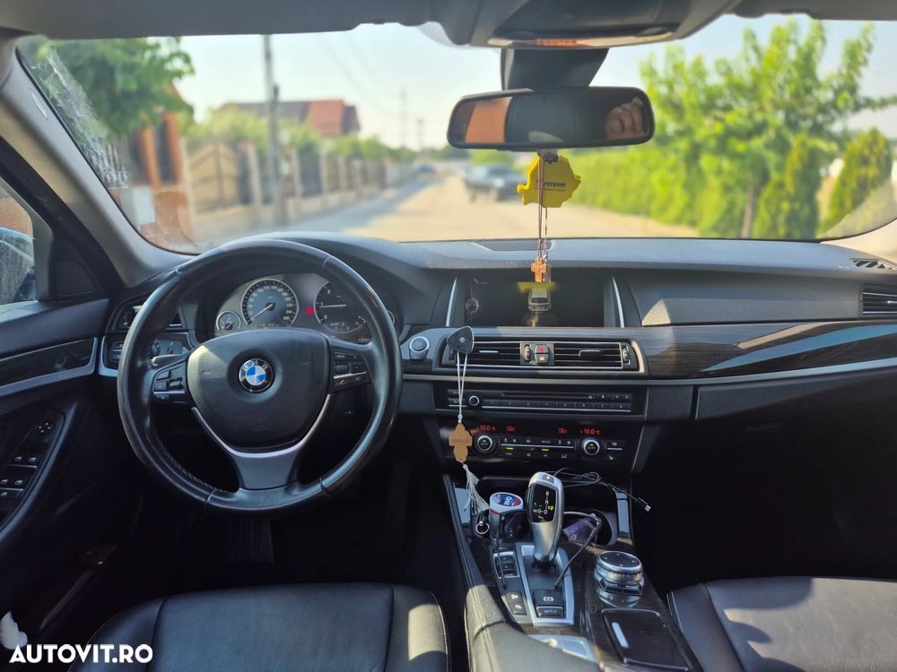 BMW Seria 5 520d xDrive Aut. Luxury Line - 4