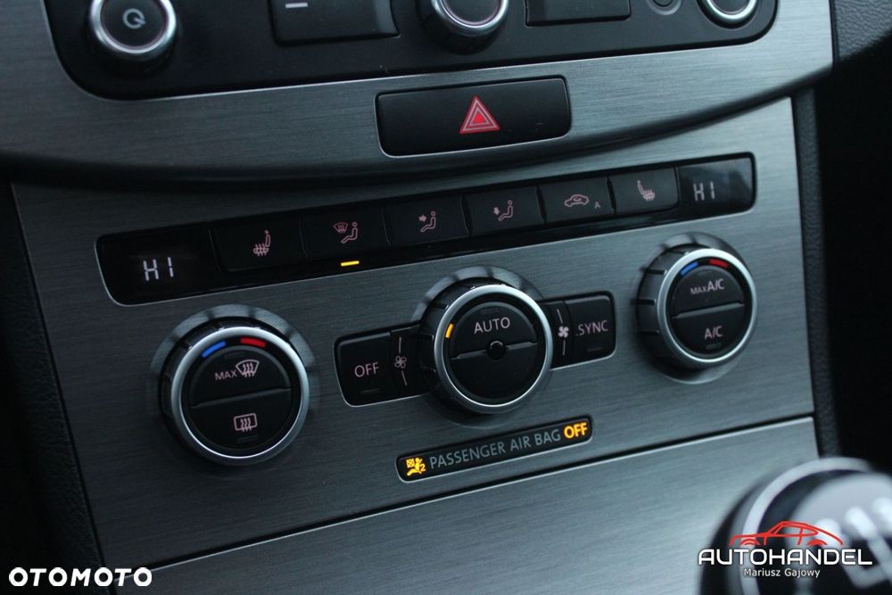 Volkswagen Passat - 15