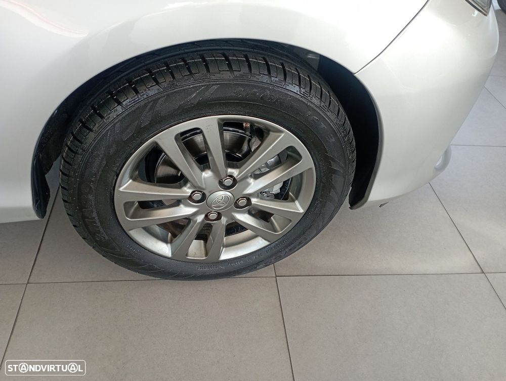Toyota Yaris 1.4 D-4D Comfort - 18