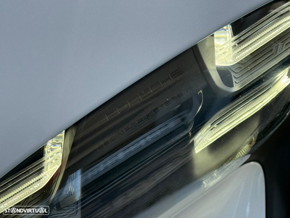 Porsche Taycan Sport Turismo Turbo S - 50