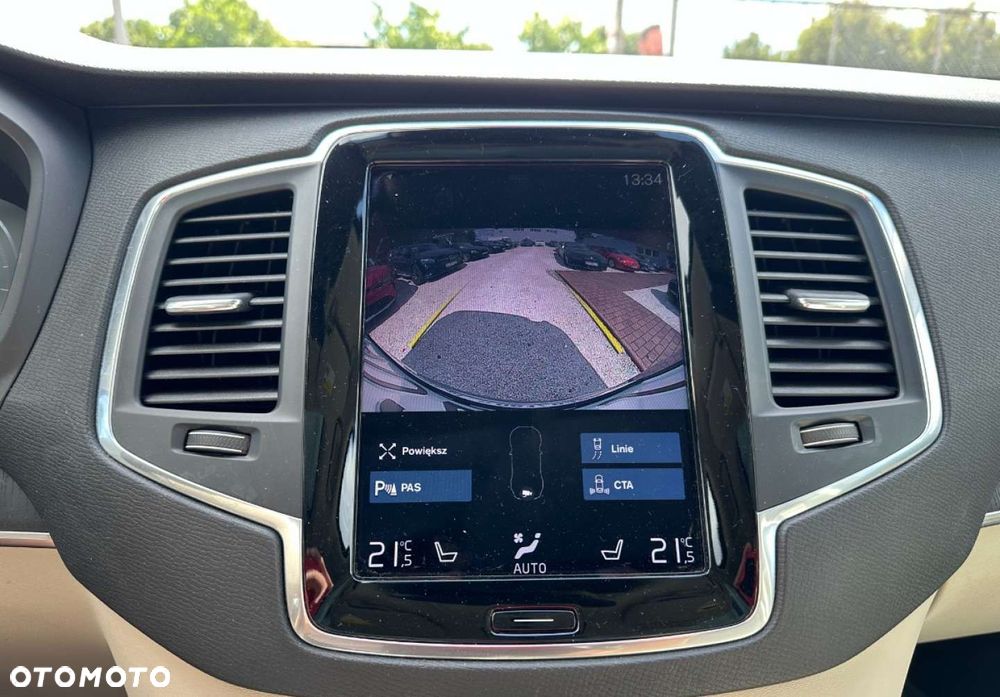 Volvo XC 90 - 25