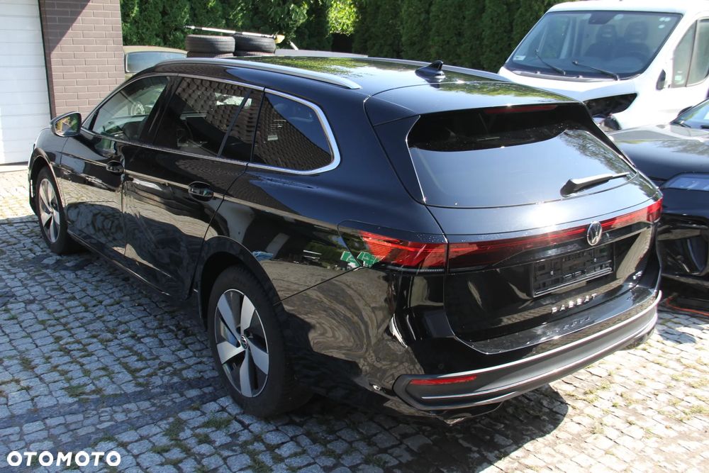 Volkswagen Passat 1.5 TSI ACT mHEV Style DSG - 3