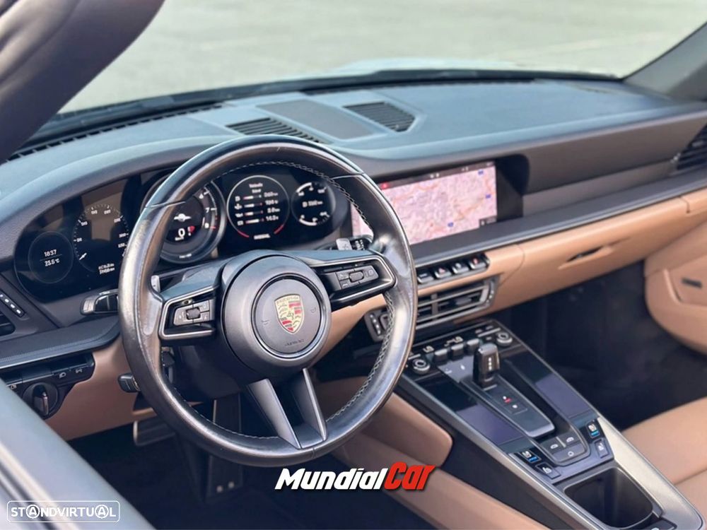 Porsche 911 (992) Carrera S Cabriolet PDK - 32
