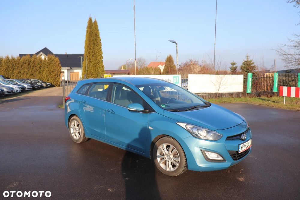 Hyundai i30 blue Kombi 1.6 CRDi Trend - 5