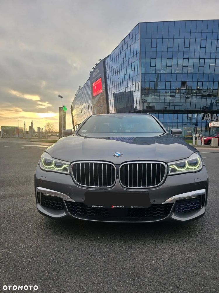 BMW Seria 7 750Li xDrive - 2