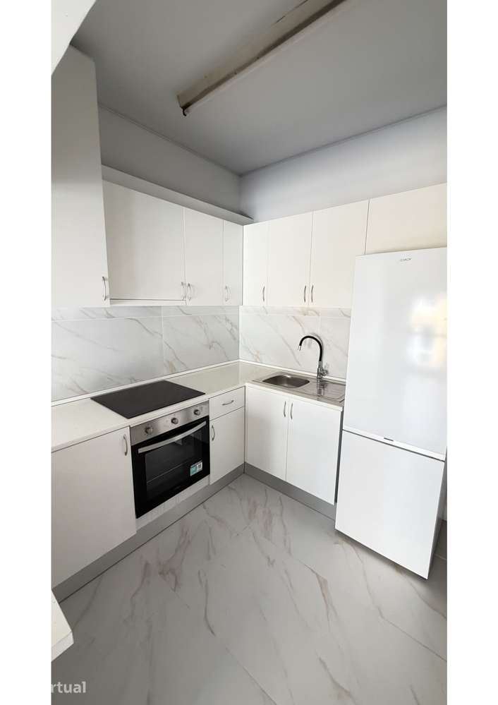 Apartamento T1 para Arrendamento | Junto Rua Boavista/Lapa, Porto - Grande imagem: 3/16