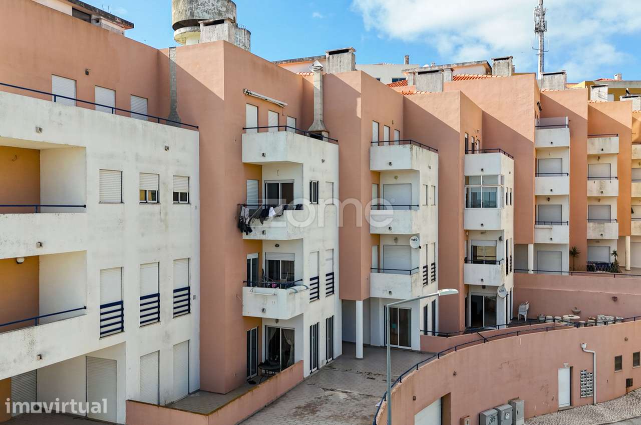 Novo Preço- Apartamento T3- Nazaré todo mobilado C/ Lugar de garage... - Grande imagem: 4/23