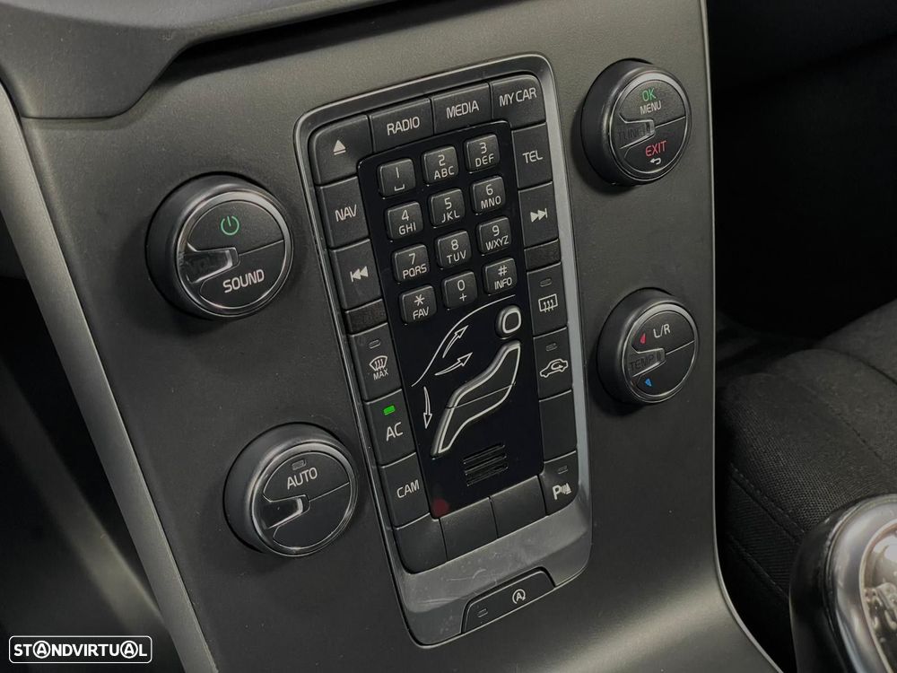 Volvo V40 1.6 D2 Eco Momentum - 19