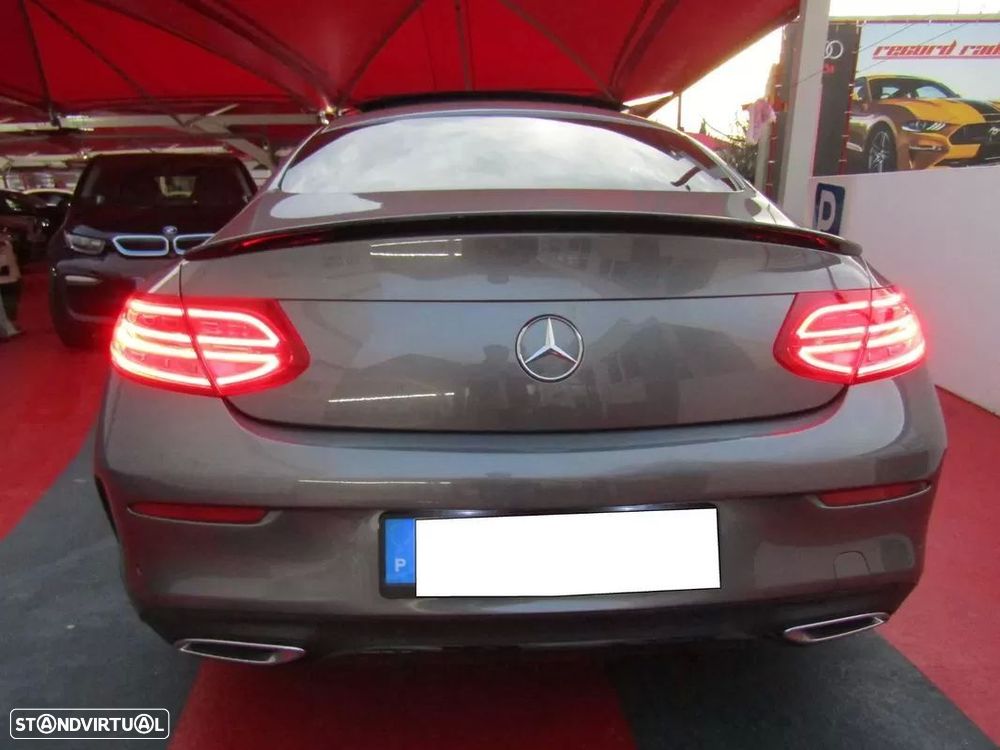 Mercedes-Benz C 220 d AMG Line - 14