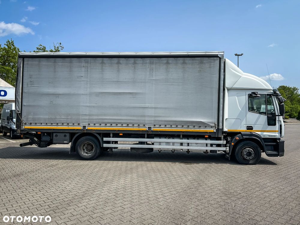 Iveco EUROCARGO - 10