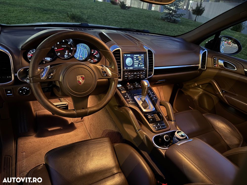 Porsche Cayenne Platinum Edition - 7