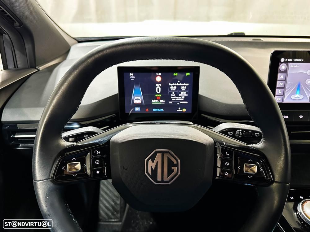 MG MG4 77 kWh Extended Range Luxury - 43