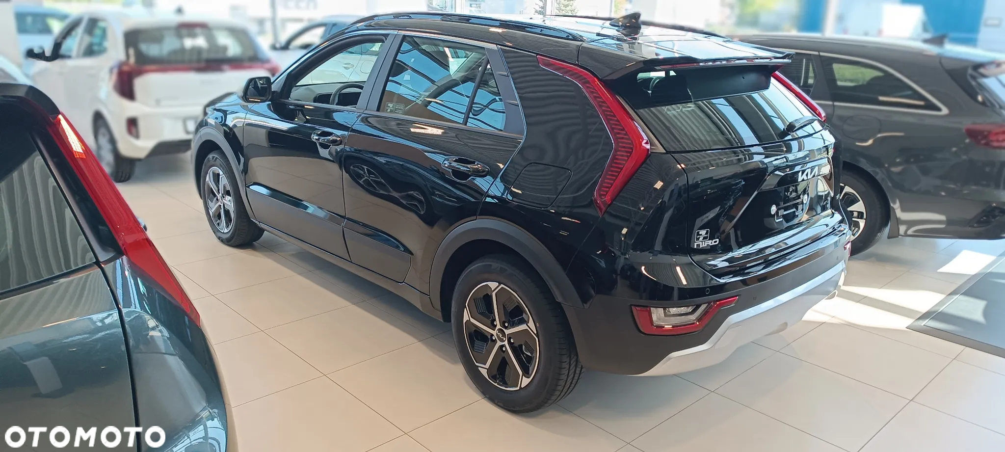 Kia Niro 1.6 GDI Hybrid M - 4