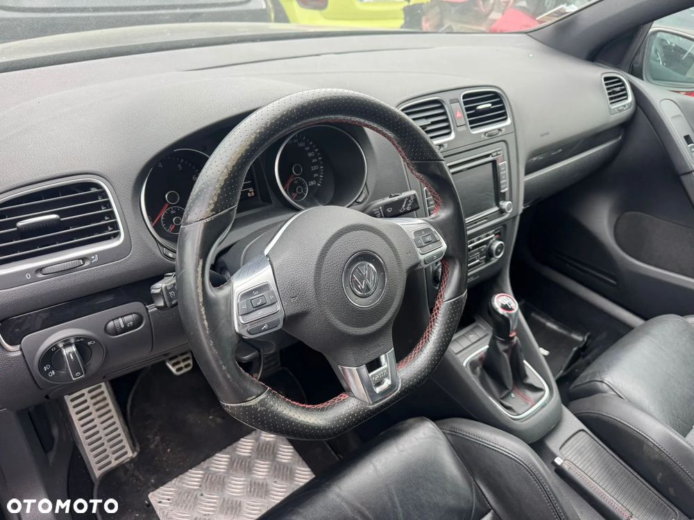 Volkswagen Golf 2.0 TSI GTI - 14