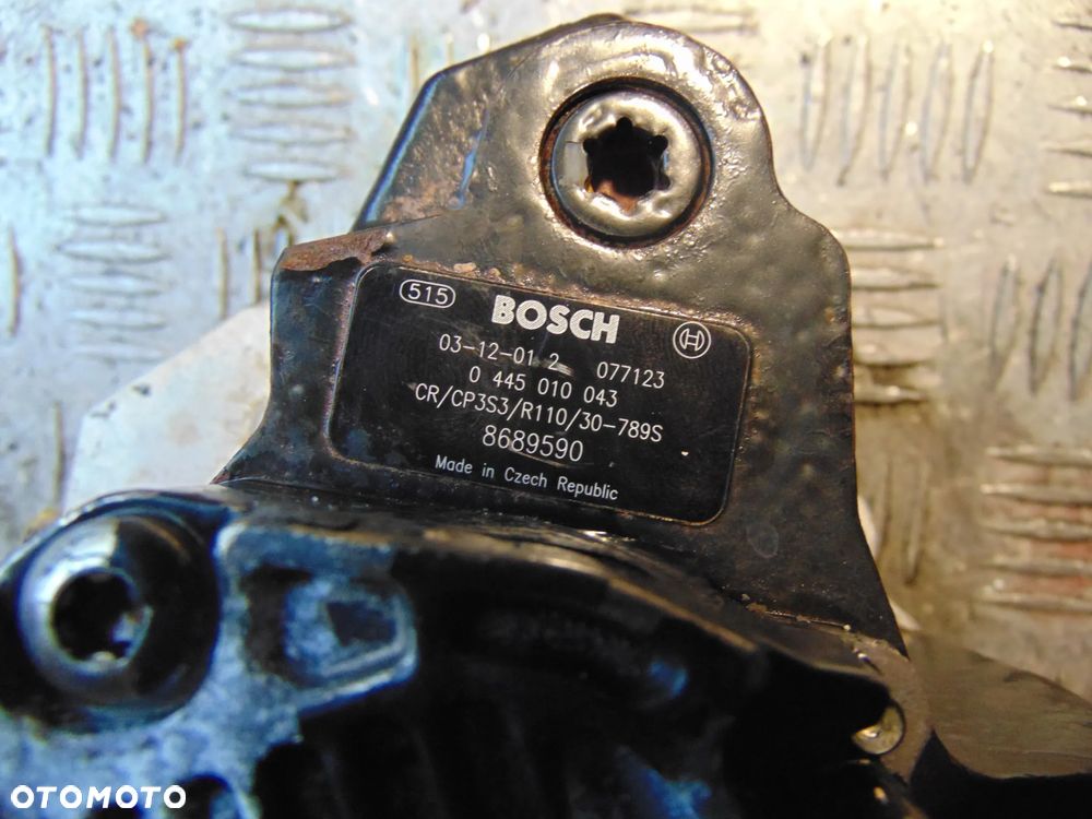Pompa wtryskowa volvo 2,4 d5 8689590/91 cema sztuka - 2