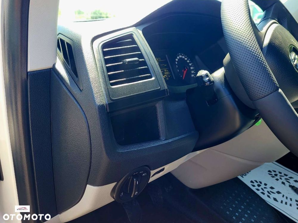 Volkswagen Transporter - 20