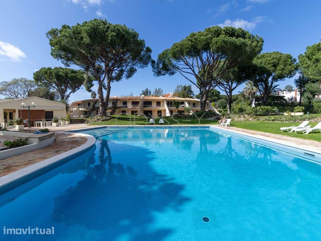 Charmoso Apartamento T2 Rés-do-Chão com Grande Jardim Privado no Vi... - Grande imagem: 2/26