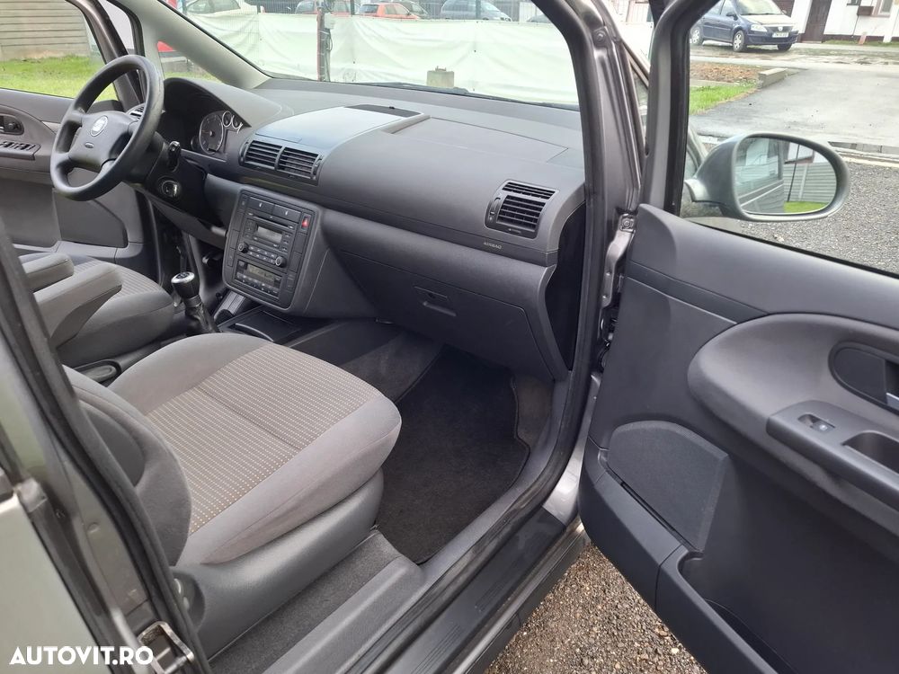 Seat Alhambra 2.0 TDI Vigo - 8