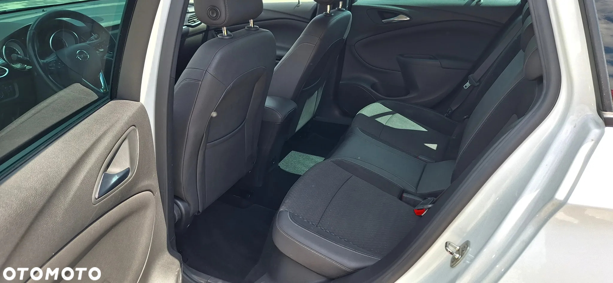 Opel Astra - 14