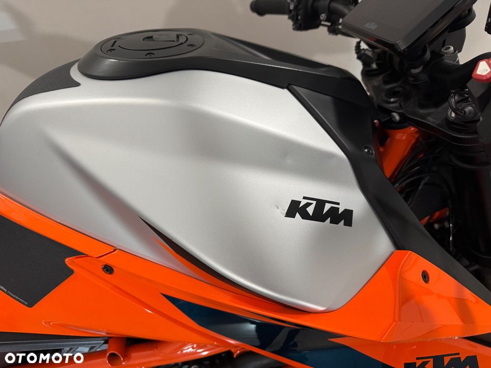 KTM Super Duke - 15