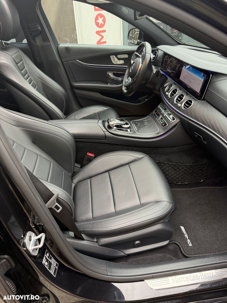 Mercedes-Benz E - 12