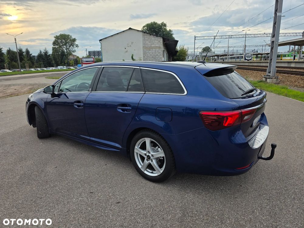 Toyota Avensis Touring Sports 1.8 Multidrive S Comfort - 6