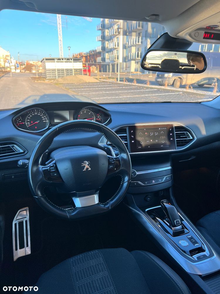 Peugeot 308 BlueHDi 130 EAT6 Stop & Start Allure - 8