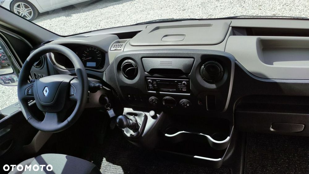 Renault Master - 32